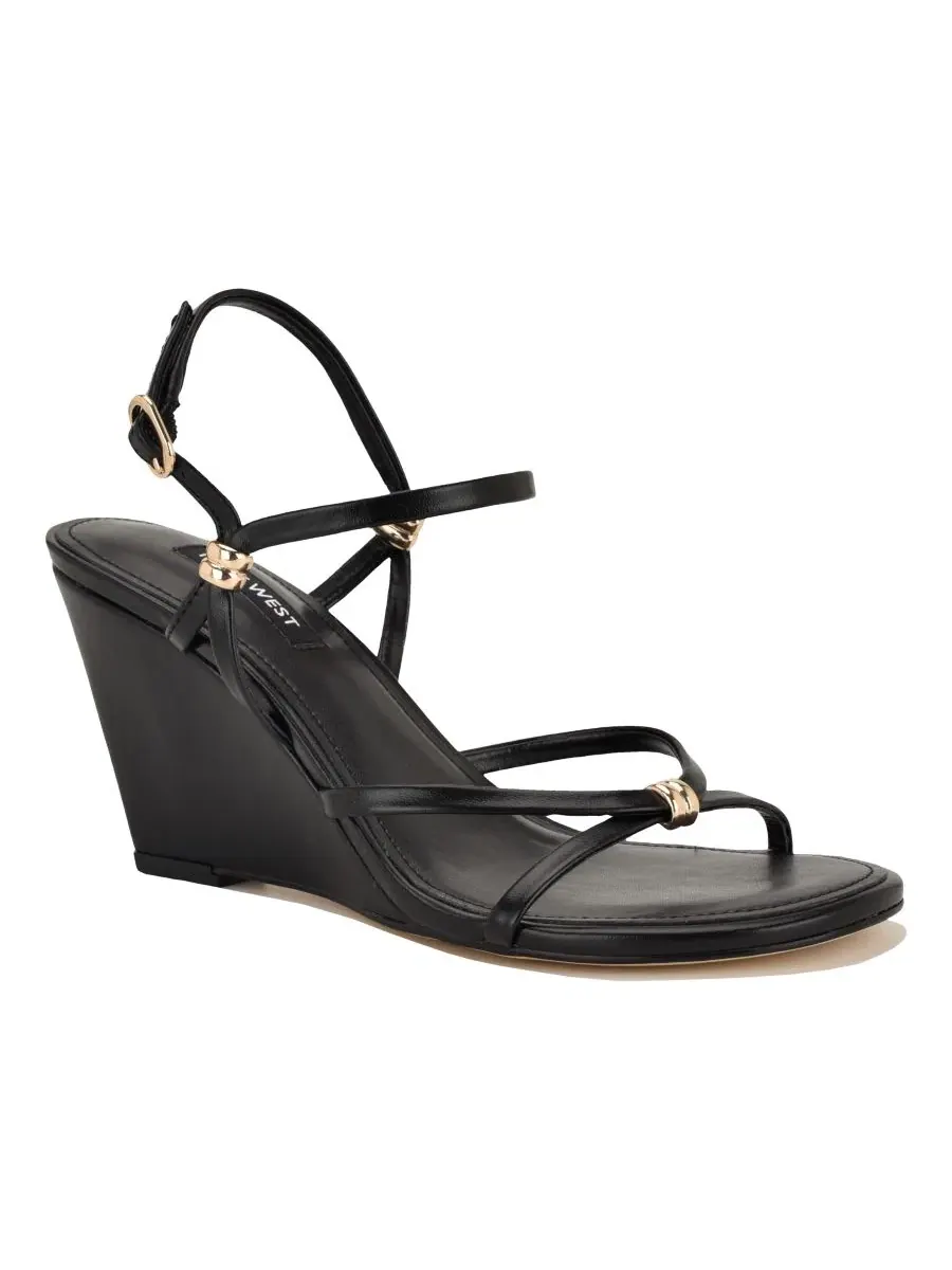 Босоножки-клинья с ремешками и пряжкой Devva Nine West — изображение 1 из 5, черный