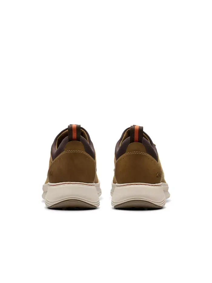 Кроссовки мужские Clarks Motion Trek EZ, кожаные — изображение 3 из 13, темный бежевый