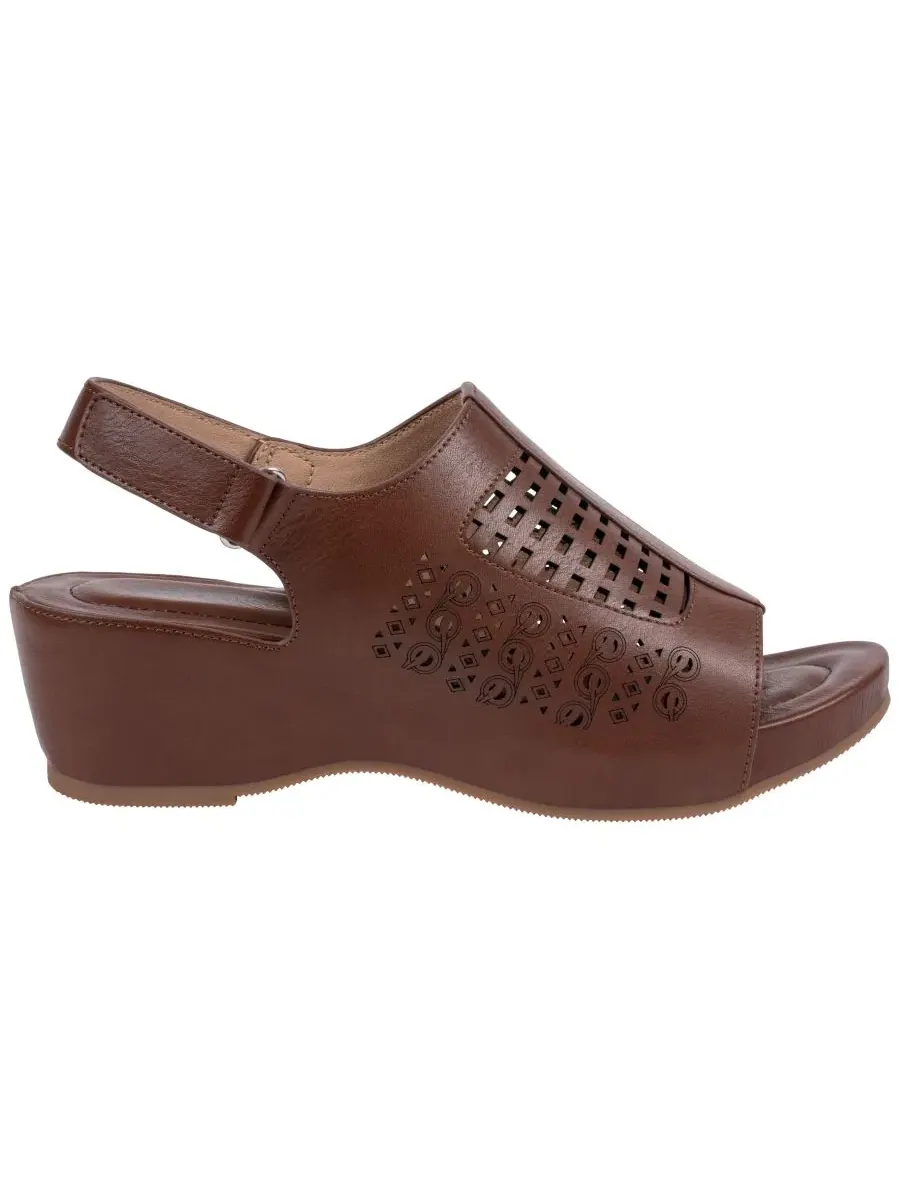 Женские перфорированные сандалии на танкетке Mahina Gc Shoes — изображение 2 из 5, коричневый