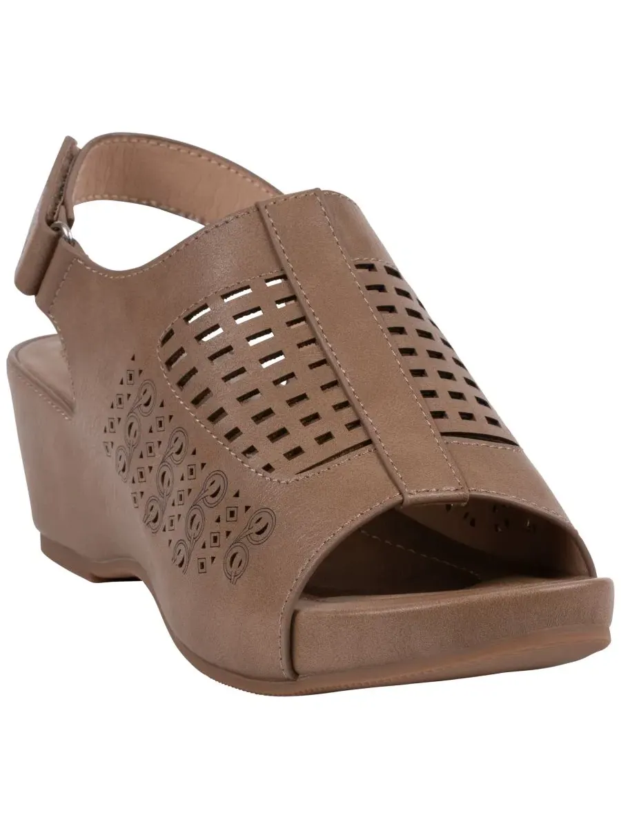 Женские перфорированные сандалии на танкетке Mahina Gc Shoes — изображение 1 из 5, белый