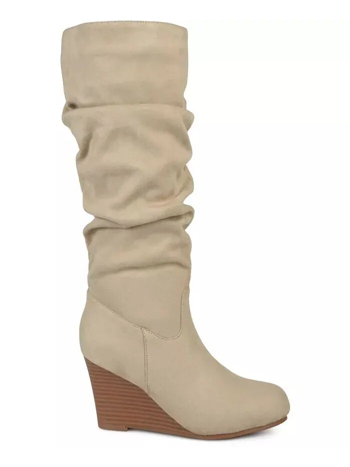 Женские сапоги Haze Wide Calf с оборками и высокой танкеткой Journee Collection — изображение 6 из 6, серый