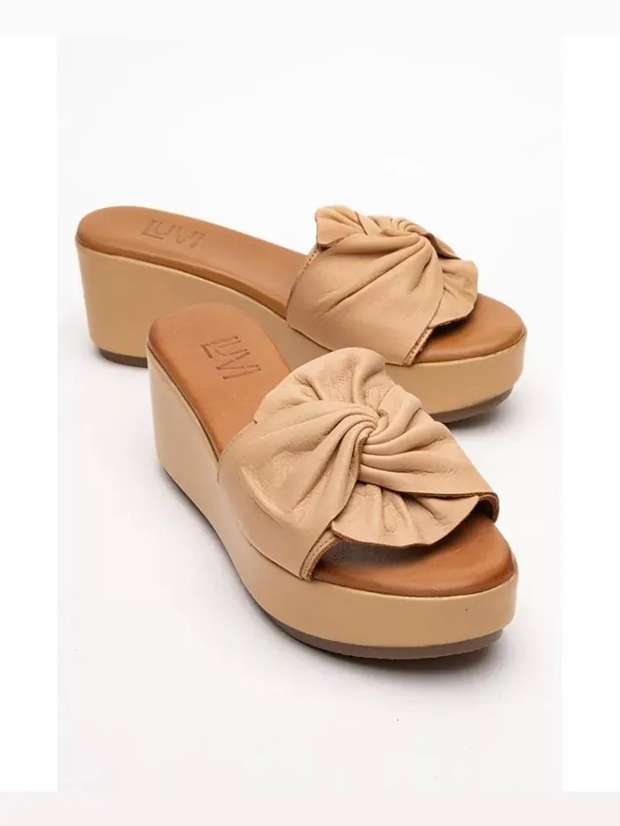 Сандалии из кожи на танкетке Syndra Bow (женские) Forever & Always Shoes