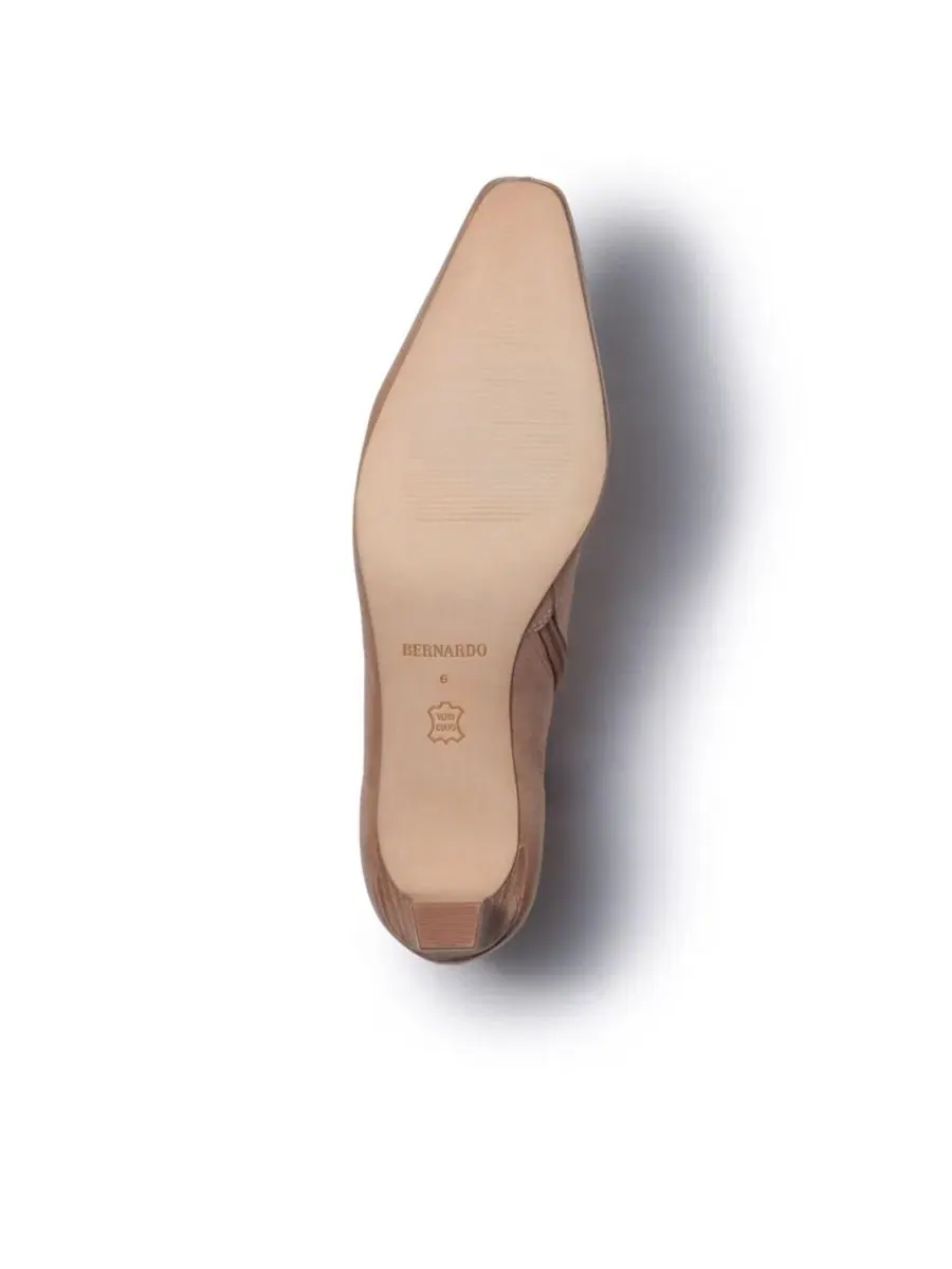 Ботильоны женские из телячьей кожи, на каблуке, модель Everett Bernardo Footwear — изображение 4 из 4, светлый бежевый