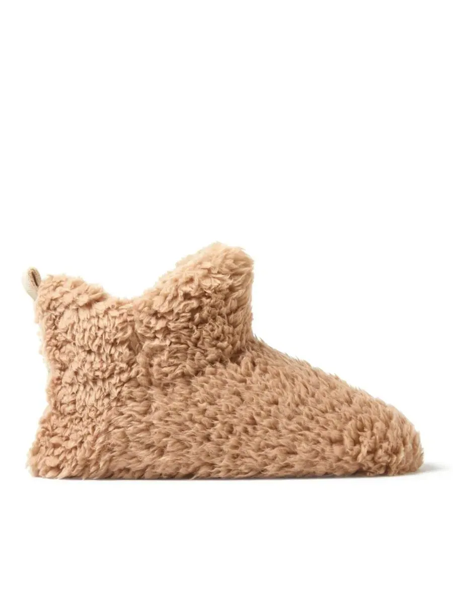 Женские домашние тапочки Chelsea Shaggy Pile Bootie с пушистым ворсом Dearfoams — изображение 3 из 8, бежевый
