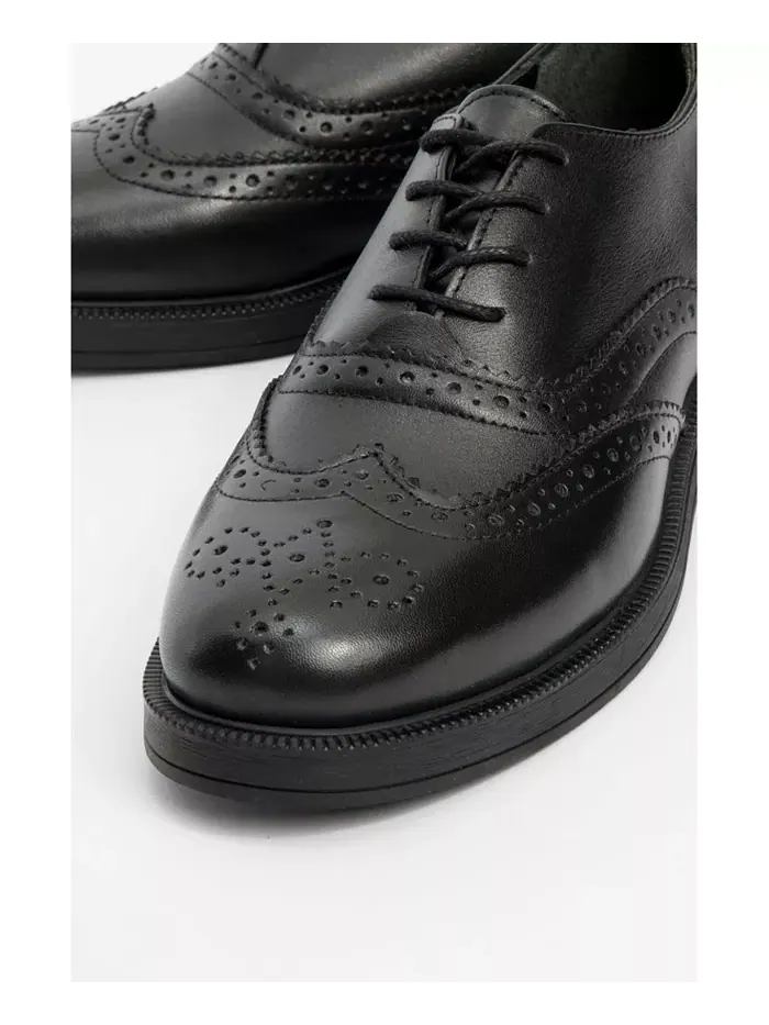 Avra Leather Oxford (женские) Forever & Always Shoes — изображение 2 из 6, черный