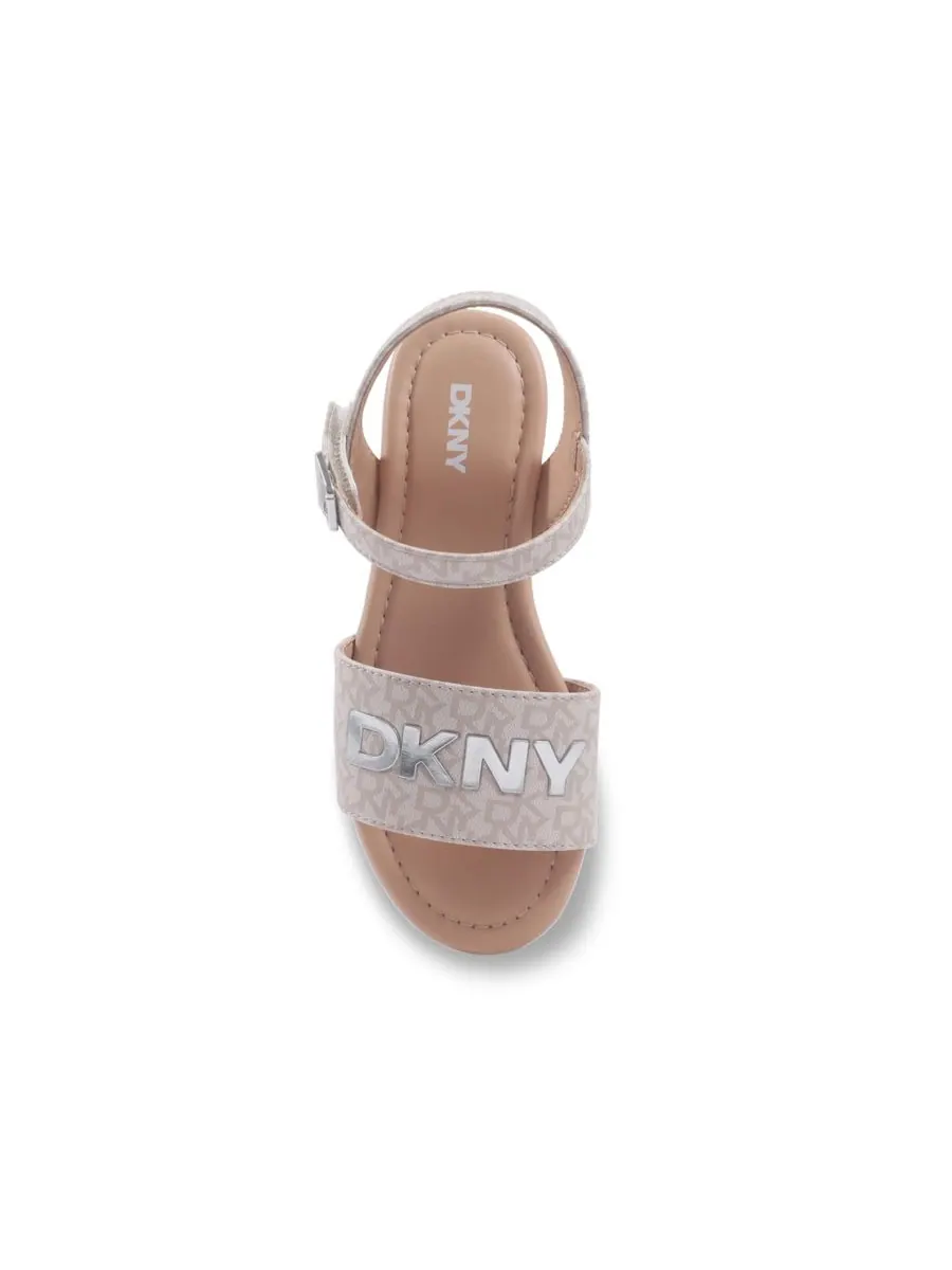 Сандалии Cassie Coara для маленьких и больших девочек DKNY — изображение 3 из 7, бежевый