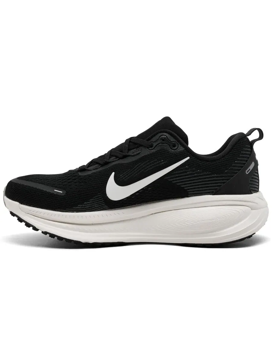 Кроссовки для бега Vomero 18 Nike — изображение 3 из 6, белый черный