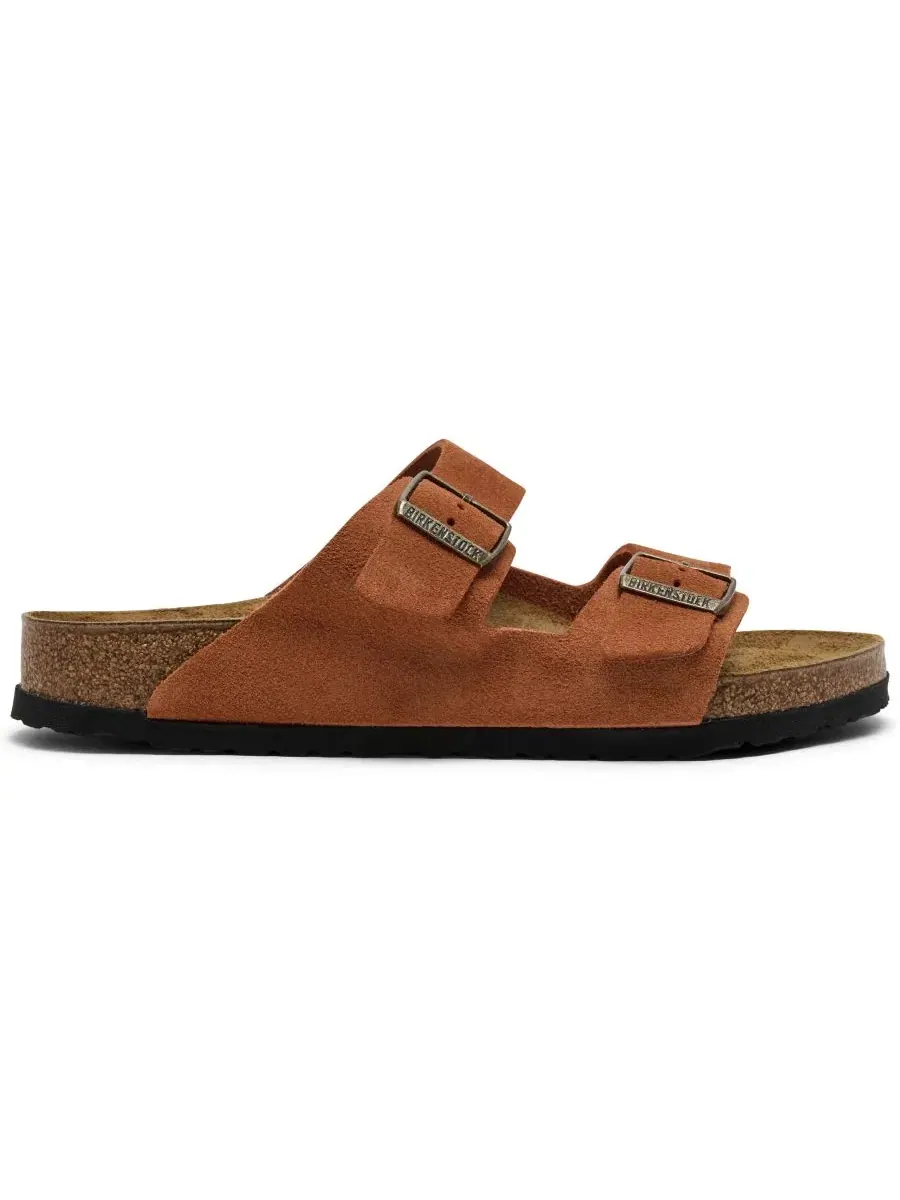 Сандалии на двух ремнях Arizona с регулируемыми пряжками Birkenstock — изображение 2 из 6, темно-ржавчина