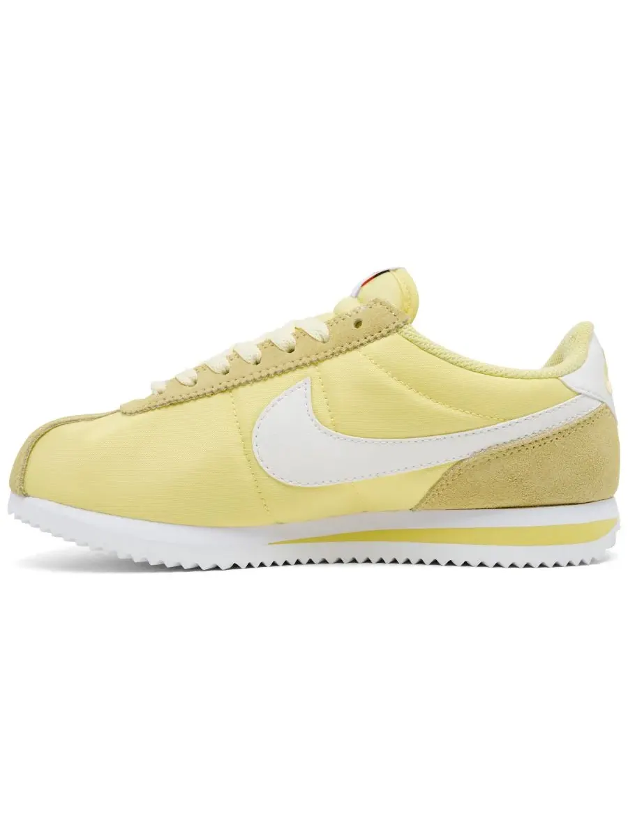 Кроссовки женские классические Cortez Textile Nike — изображение 3 из 6, желтый