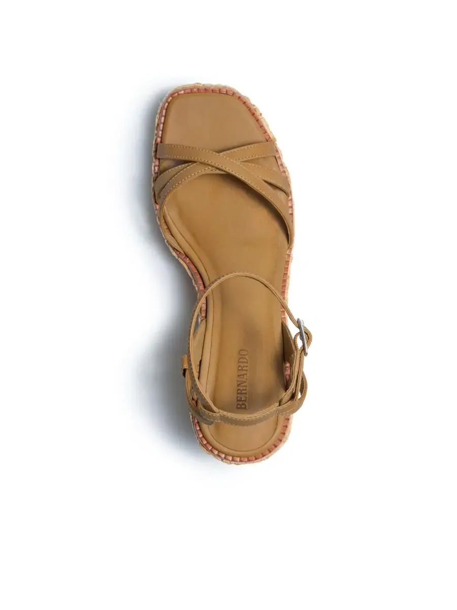 Женские сандалии на танкетке Cairo Bernardo Footwear — изображение 3 из 5, бежевый