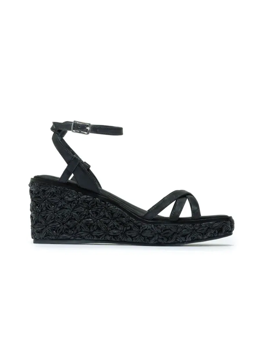 Женские сандалии на танкетке Cairo Bernardo Footwear — изображение 2 из 4, черный