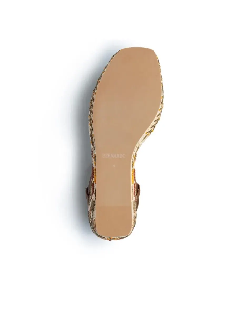 Женские сандалии на танкетке Cairo Bernardo Footwear — изображение 4 из 5, седельный