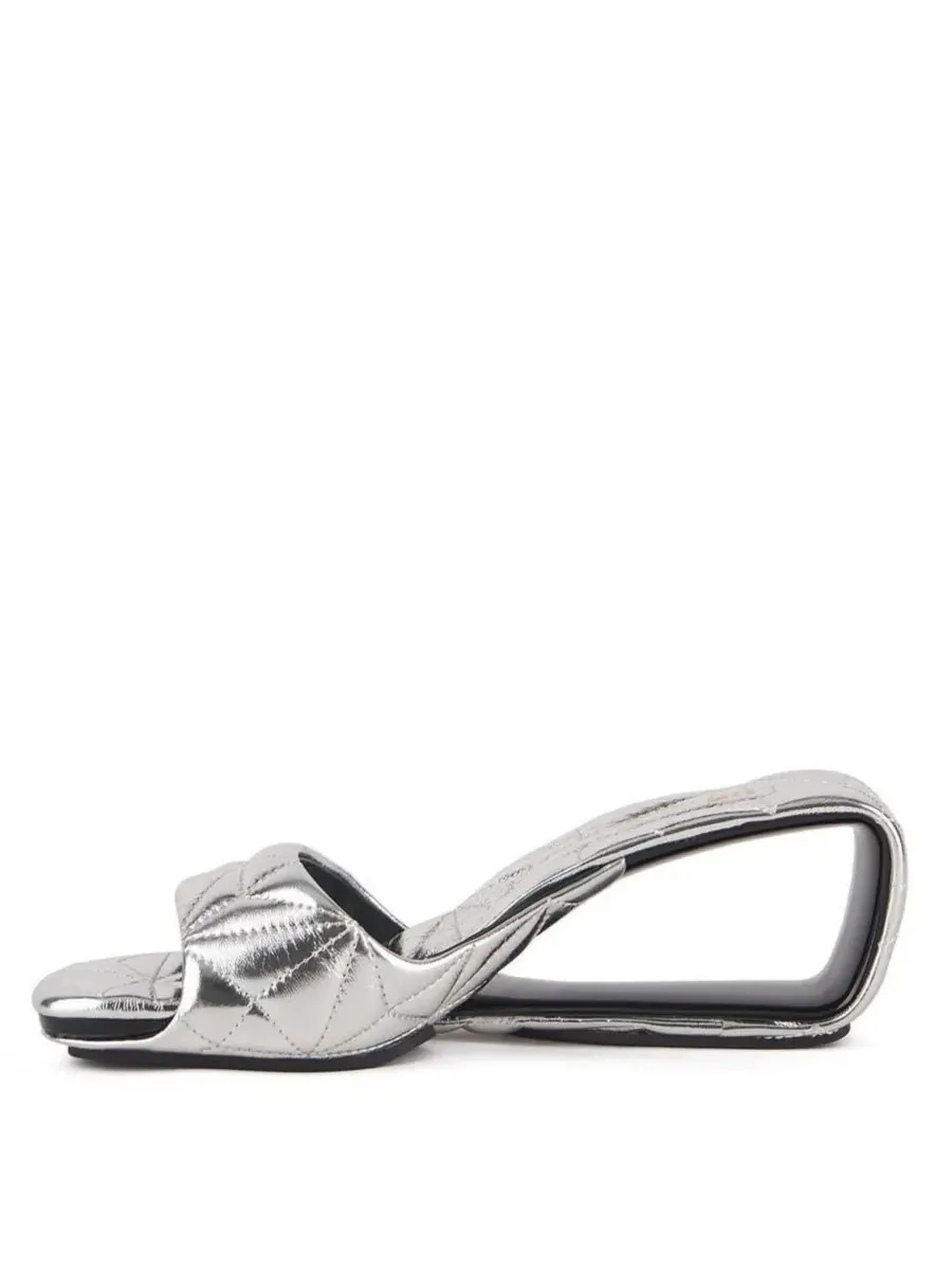 Женская модель Mobius Mid Puffy United Nude, серебро puffy — изображение 4 из 6, серебристый