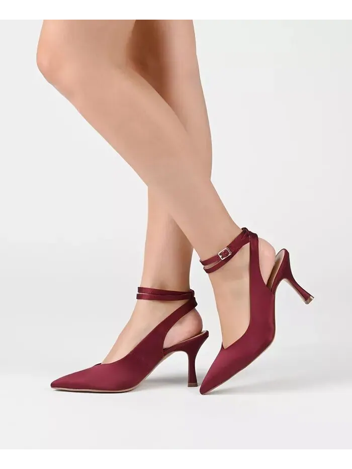 Женские туфли Marcella Satin на каблуках Journee Collection — изображение 6 из 6, золото