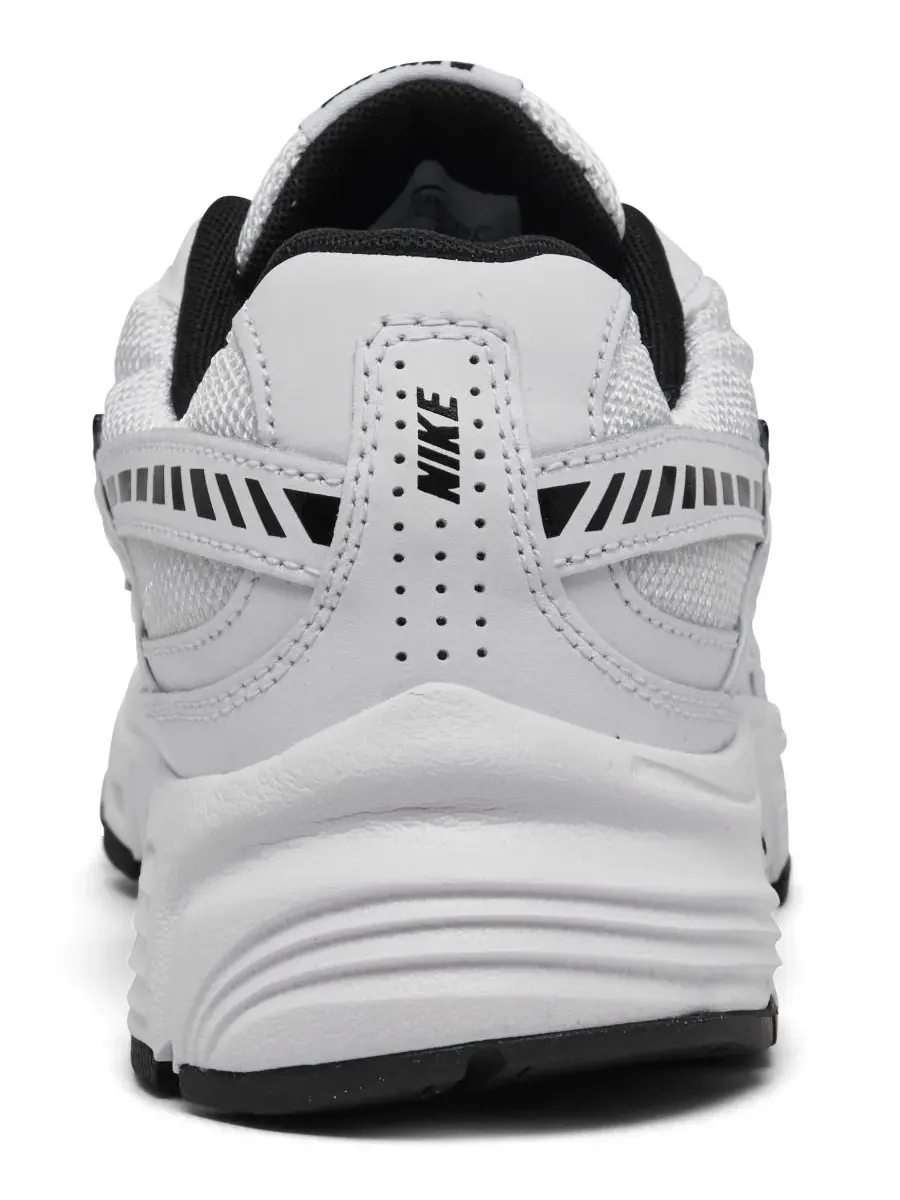 Женские беговые кроссовки Initiator от Finish Line Nike — изображение 6 из 6, белый/серебристый