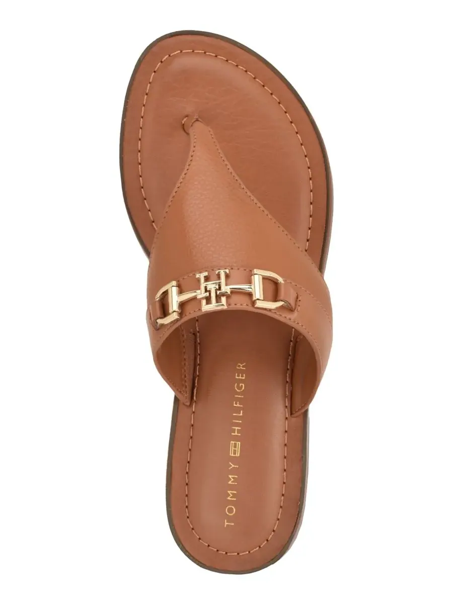 Tommy Hilfiger Женские сандалии Goldiea Flat Ornamented Sandal — изображение 4 из 5, коричневый