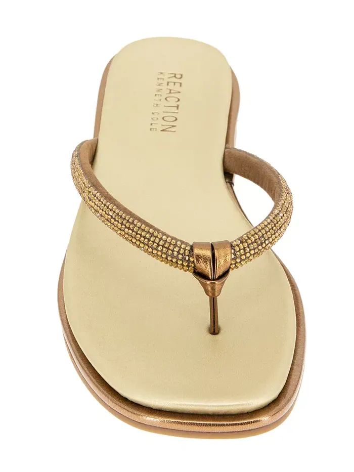 Женские плоские сандалии Wynwood Crystal Strap Kenneth Cole Reaction — изображение 7 из 8, золотистый