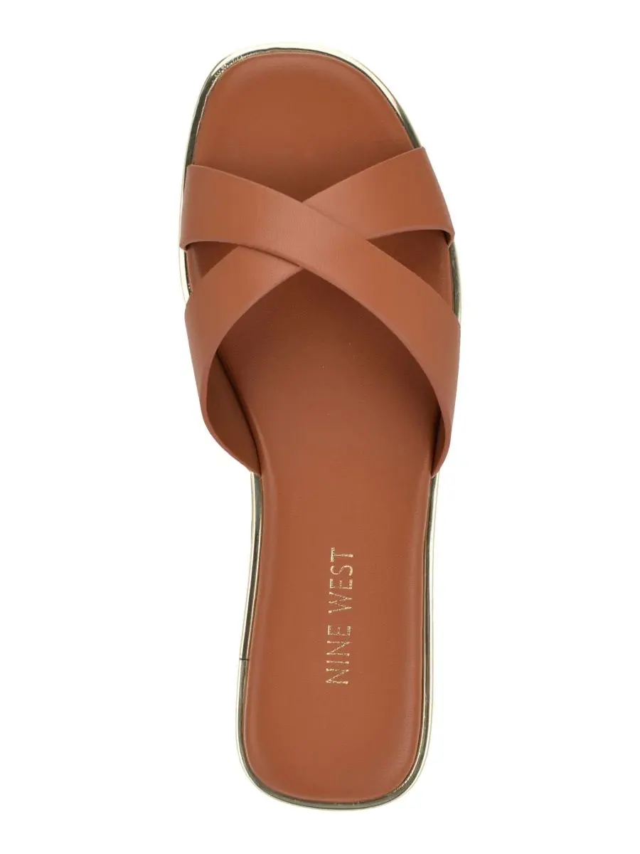 Женские сандалии Edeny Criss-Cross Flat Slip-On Nine West — изображение 4 из 5, коричневый