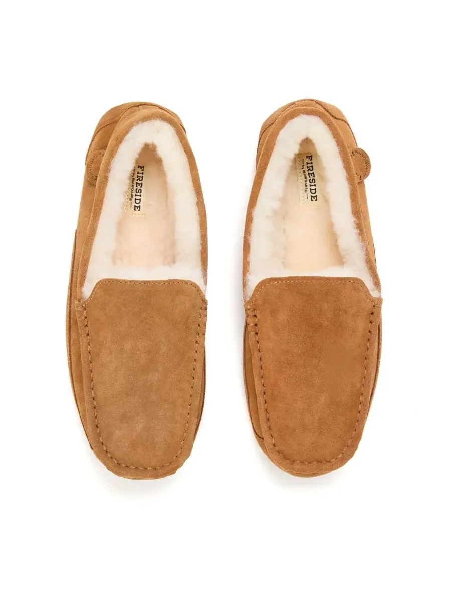 Dearfoams Мужские мокасины Fireside By Melbourne из натуральной овчины — изображение 4 из 5, орех