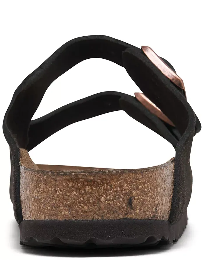 Женские сандалии Arizona Soft Footbed из замши и кожи от Finish Line Birkenstock — изображение 4 из 6, коричневый