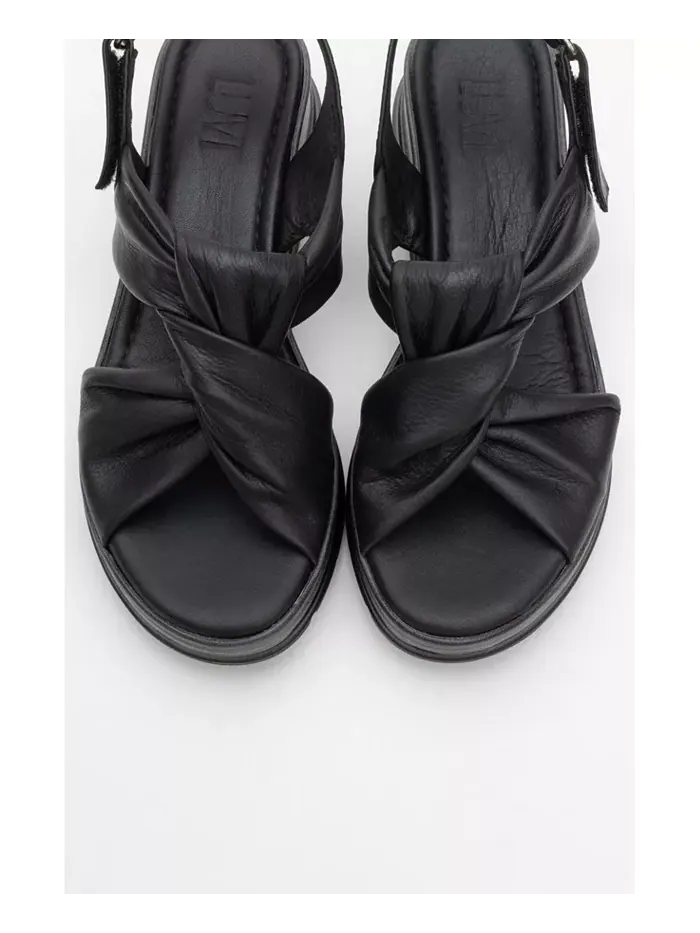 Кожаные сандалии Oara (Женские) Forever & Always Shoes — изображение 4 из 6, черный