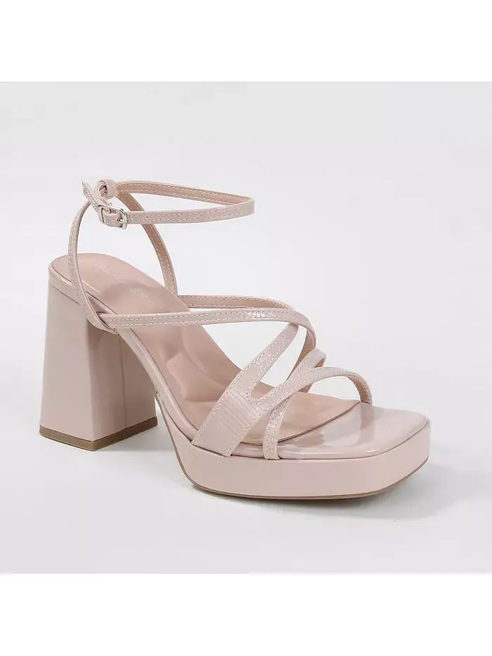 Сандалии Adore Strappy на блочном каблуке BERNESS