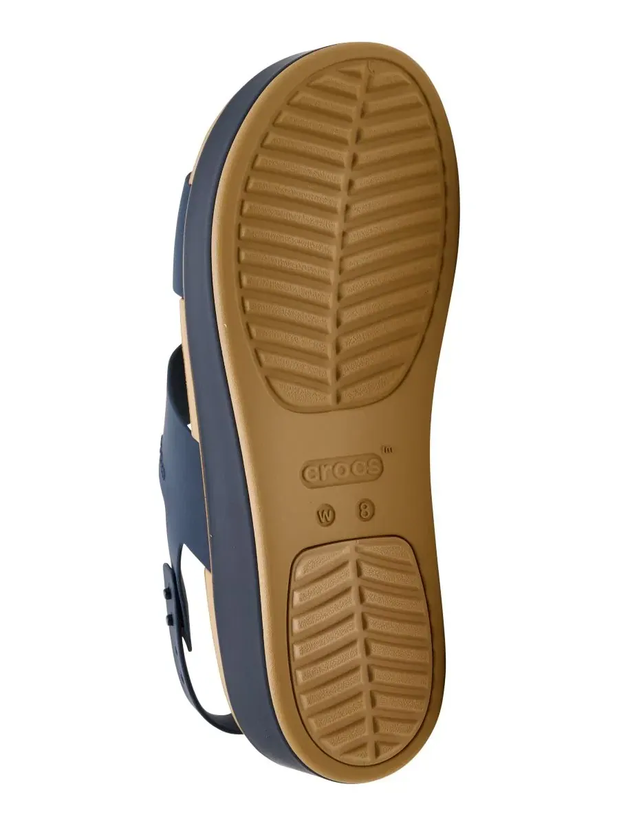 Босоножки-танкетка Brooklyn Matte Wrap Low Wedge Sandals Crocs — изображение 5 из 5, темно-синий