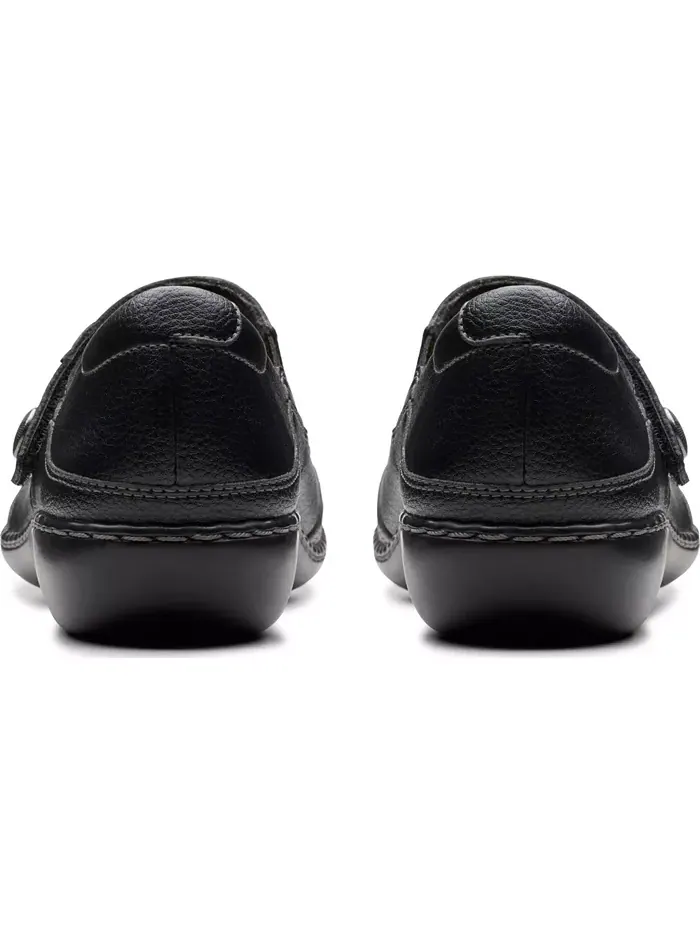 Туфли женские Clarks Ashland Elayne с закрытым носком — изображение 6 из 8, черный