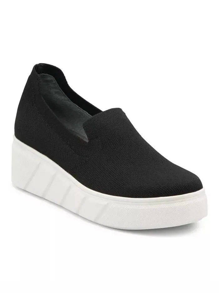Женские кроссовки Charles David Sport — черный