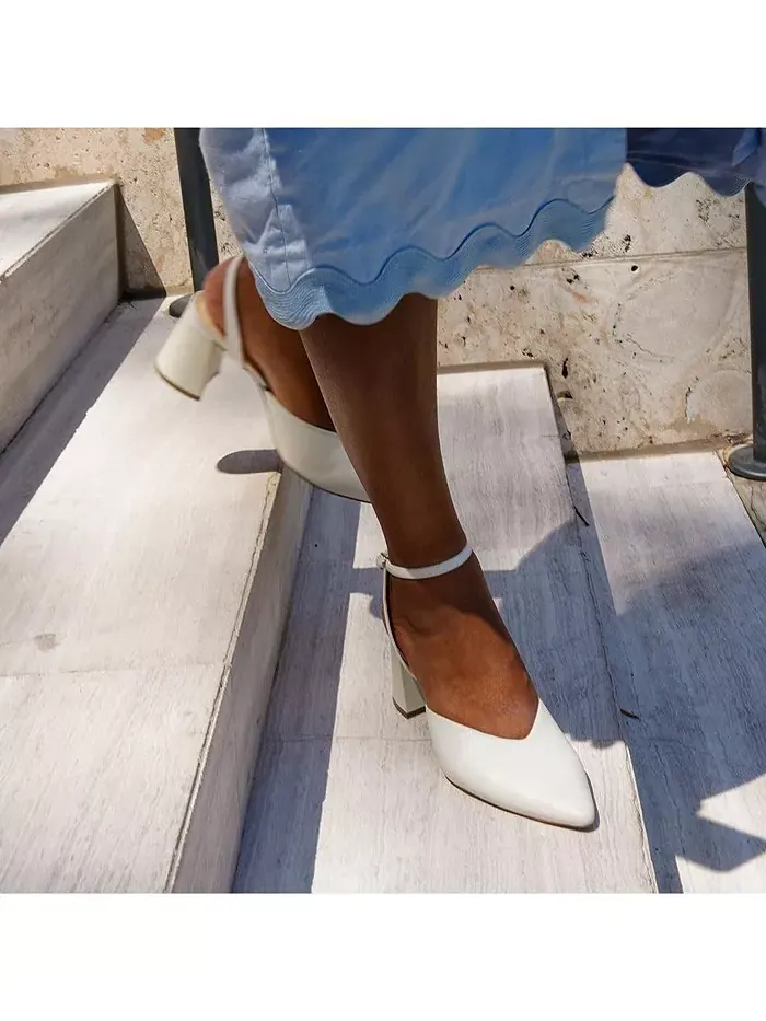Женские белые свадебные шлепанцы Marilyn Customizable V Mules Alterre — изображение 4 из 8, белый