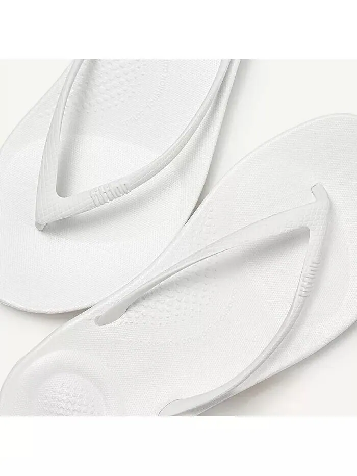 Женские эргономичные шлепанцы Iqushion Sandal FitFlop — изображение 13 из 18, черный