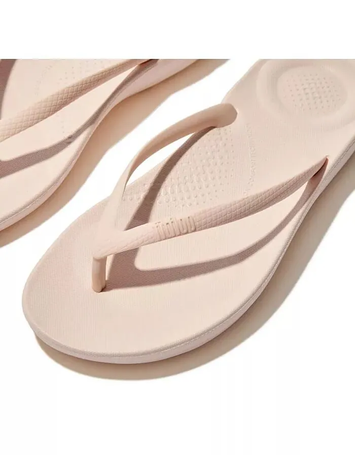 Женские эргономичные шлепанцы Iqushion Sandal FitFlop — изображение 17 из 18, черный