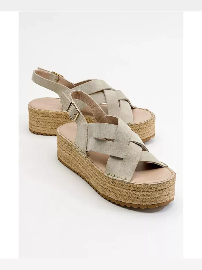 Сандалии на платформе Lontano из замши (женские) Forever & Always Shoes