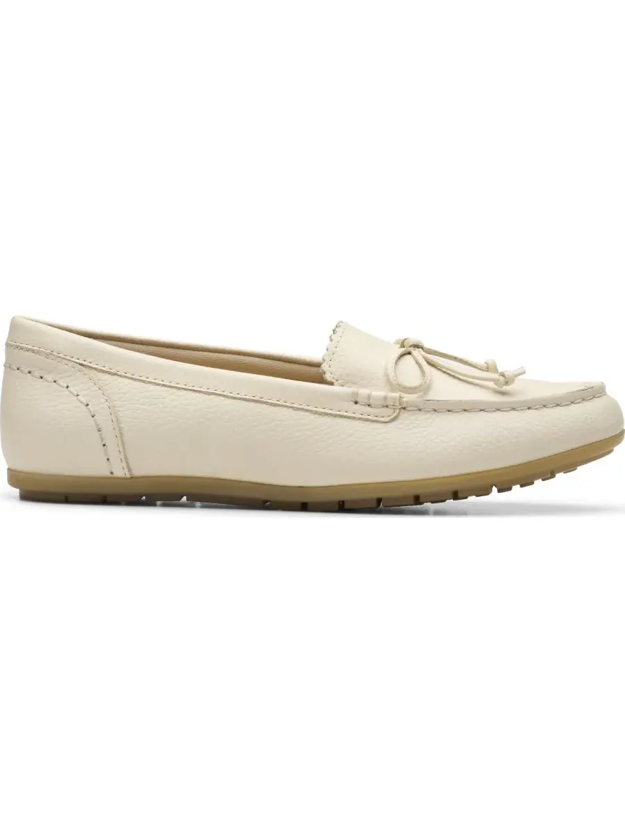 Балетки Clarks Elliotte Sail без шнурков — изображение 2 из 6, кремовый