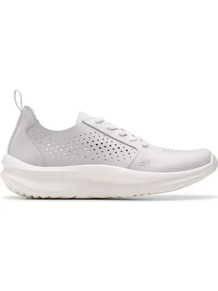 Слипоны женские Clarks Cloud Steppers Solevana Style — изображение 2 из 5, белый