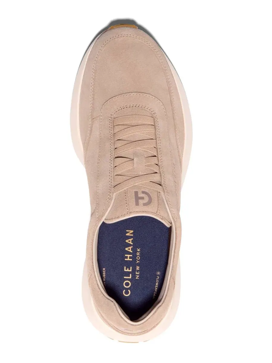Кроссовки slip-on с перфорацией Grand Pro Luxe Mile Cole Haan, Birch Biege Suede — изображение 3 из 9