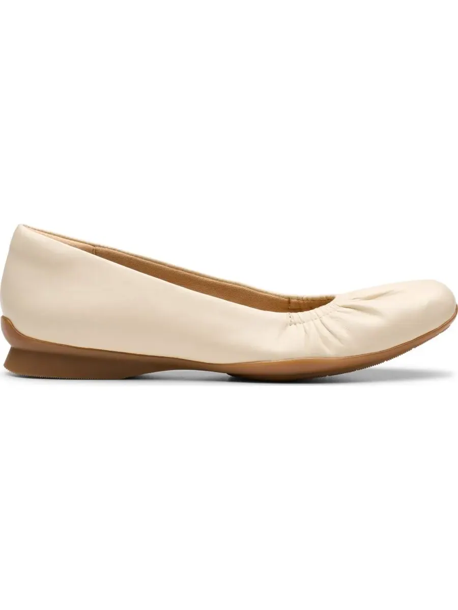 Слипоны женские Lo Clarks Jazmynn, кремовые, кожа — изображение 2 из 6, кремовый