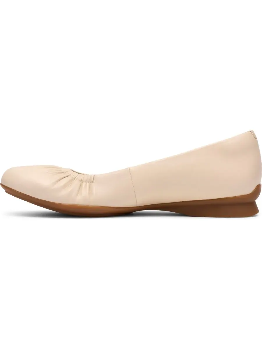 Слипоны женские Lo Clarks Jazmynn, кремовые, кожа — изображение 6 из 6, кремовый