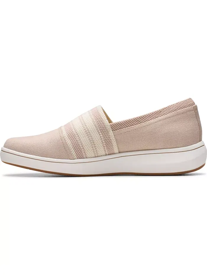 Слипоны женские Clarks Cloudsteppers Breeze Sky Mist — изображение 3 из 8, песочный