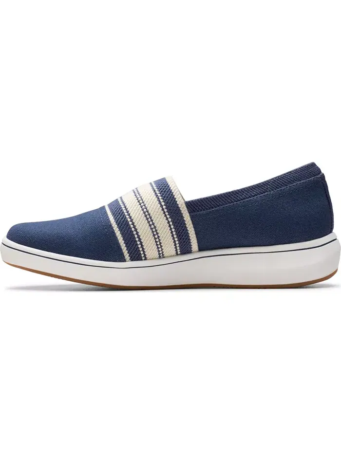 Слипоны женские Clarks Cloudsteppers Breeze Sky Mist — изображение 3 из 8, темно-синий