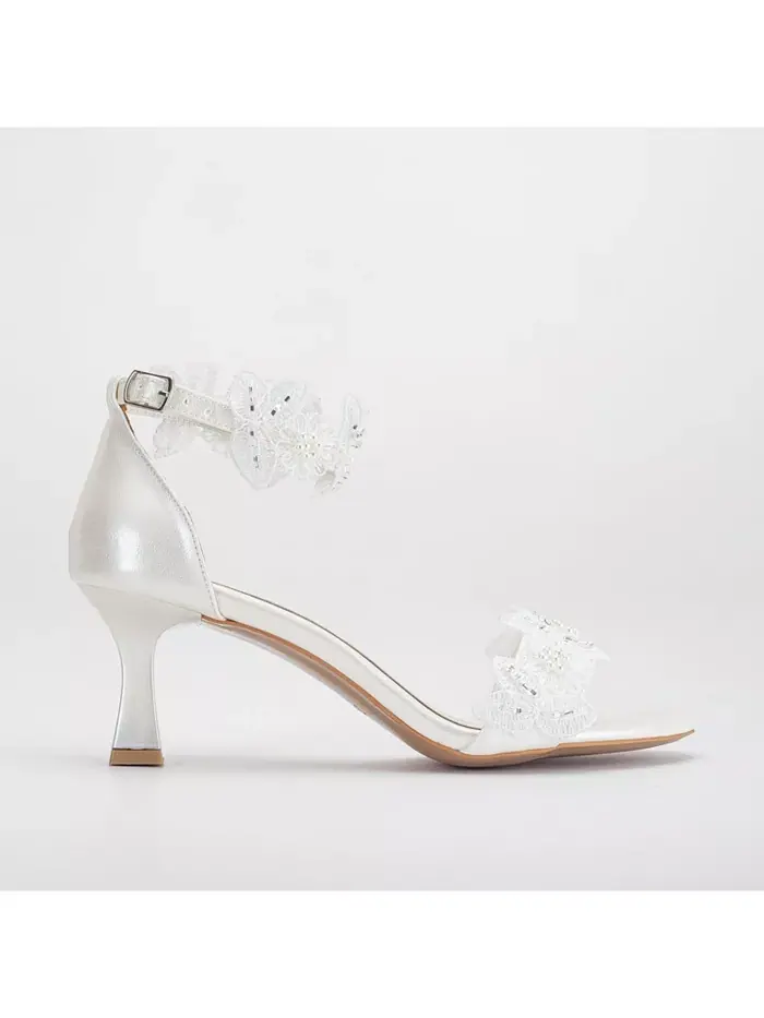 Босоножки на каблуке-рюмочке с кружевом Birdie Forever & Always Shoes — изображение 3 из 5