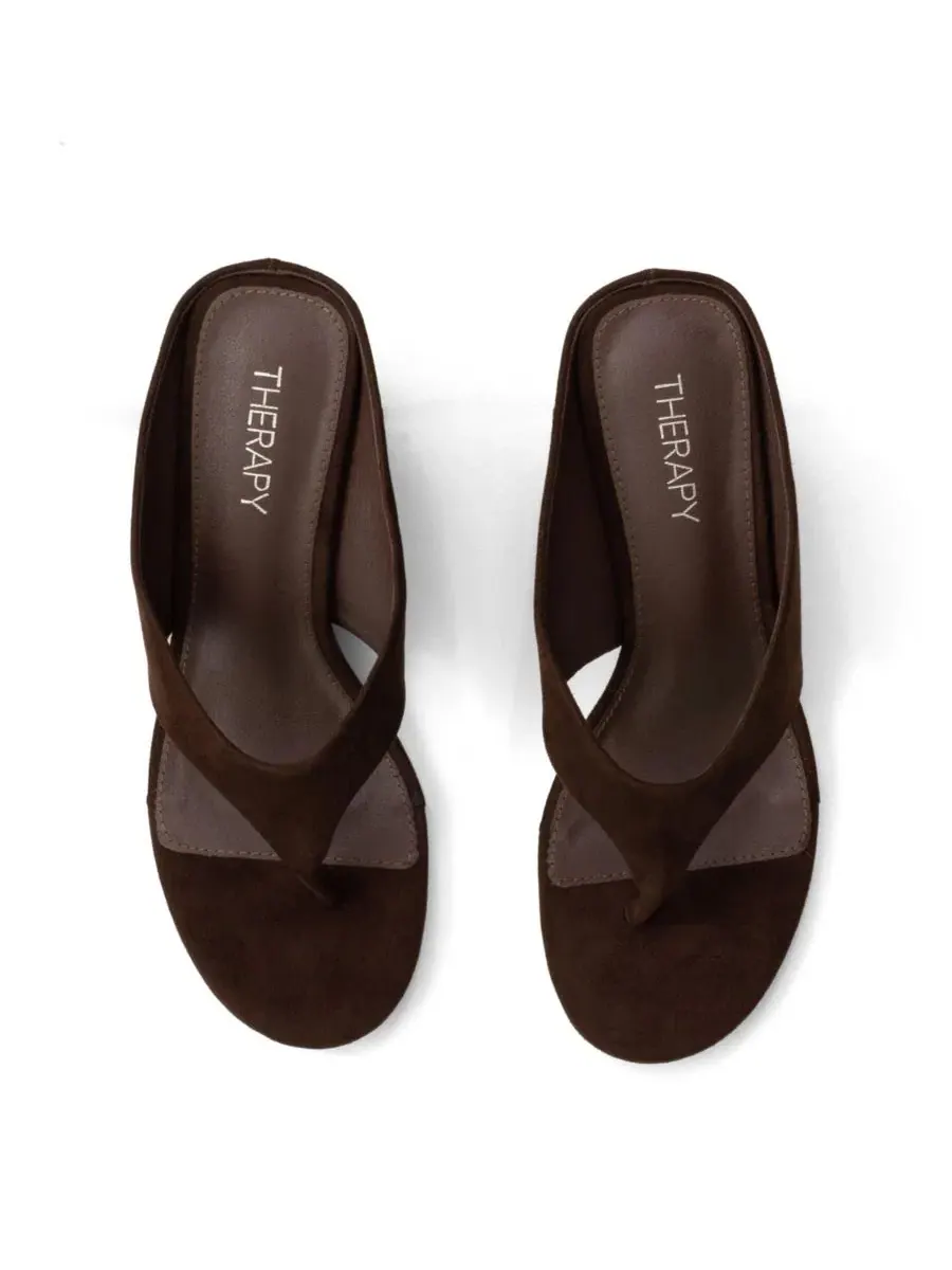 Босоножки на танкетке Sera Wedge Thong Heel Therapy Australia, Chocolate Microsuede — изображение 6 из 6