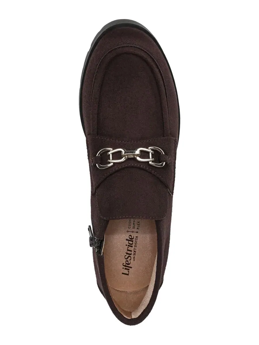 Ботинки-лодаферы женские на каблуке, модель Leila Chukka LifeStride, Dark Chocolate Microsuede — изображение 4 из 5