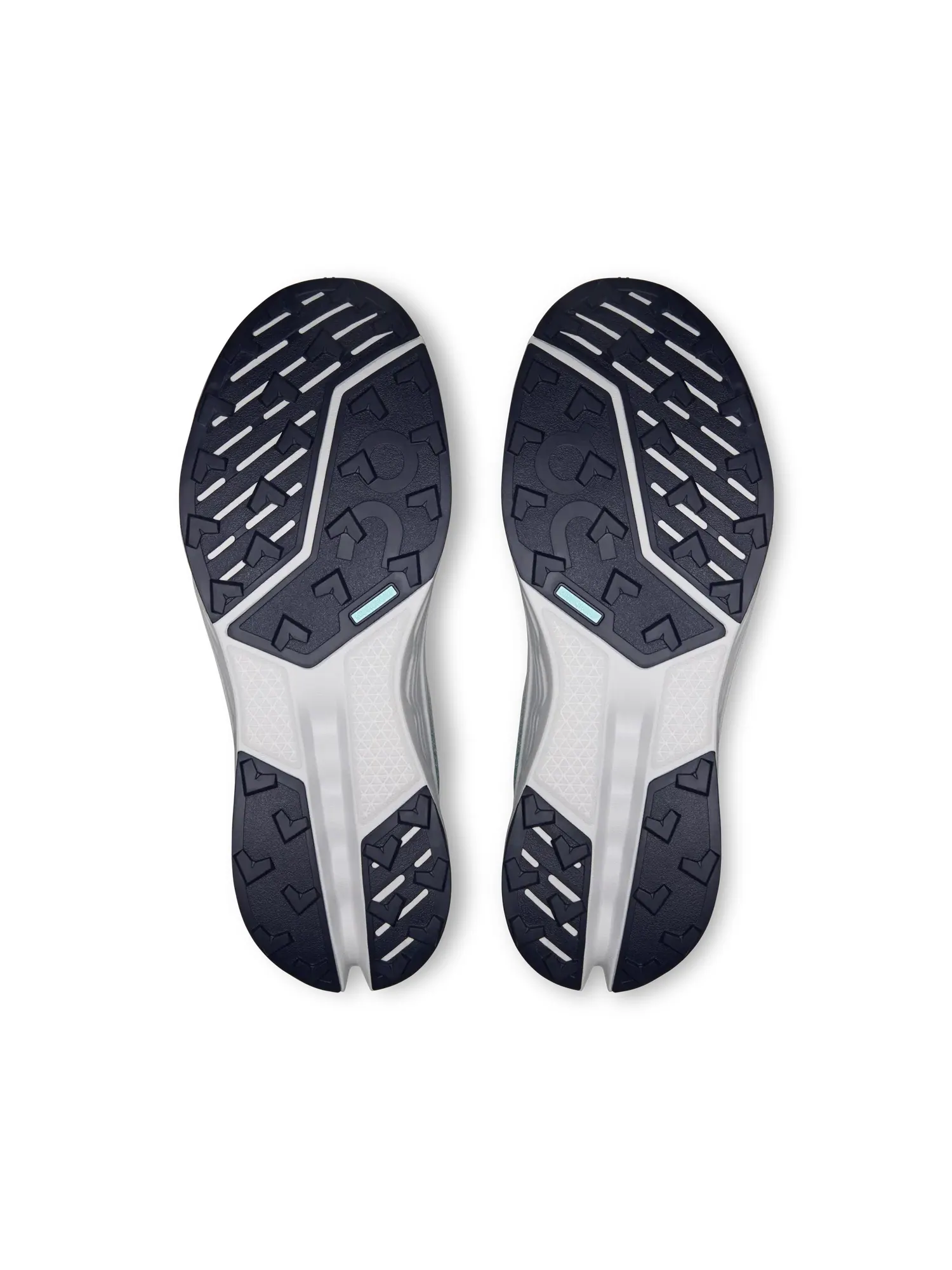 Мужские кроссовки для трейлраннинга водостойкие Cloudsurfer Trail 2 Waterproof On, Glacier Tide — изображение 3 из 6