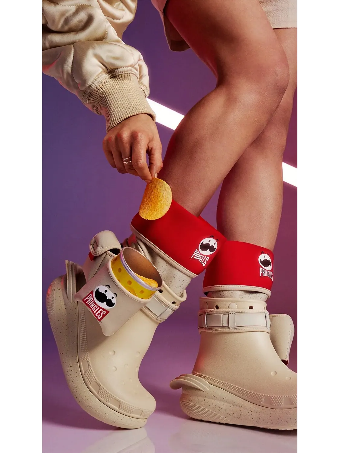 Сапоги женские Crocs Classic x Pringles водонепроницаемые — изображение 10 из 10, мульти