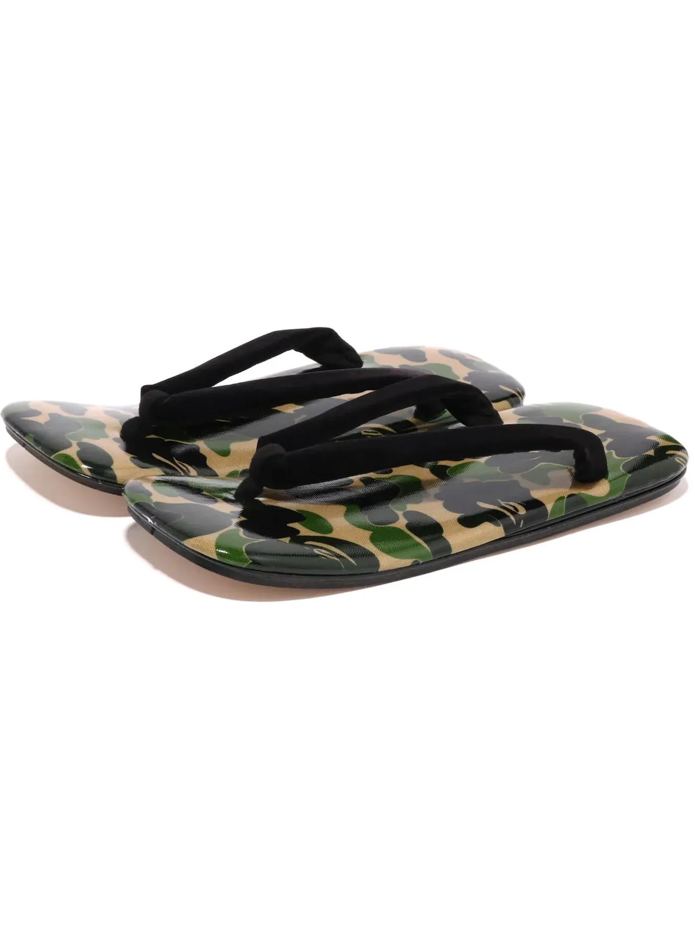 Мужские сандалии с камуфляжным принтом A Bathing Ape Japanese Sandal BAPE — изображение 1 из 3