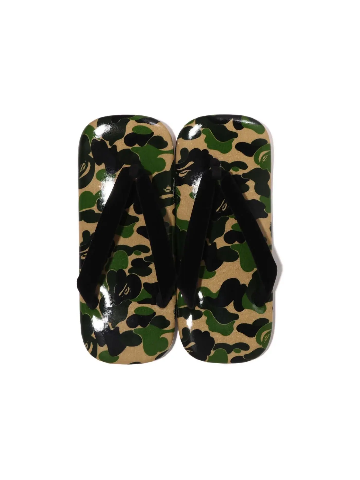 Мужские сандалии с камуфляжным принтом A Bathing Ape Japanese Sandal BAPE — изображение 2 из 3