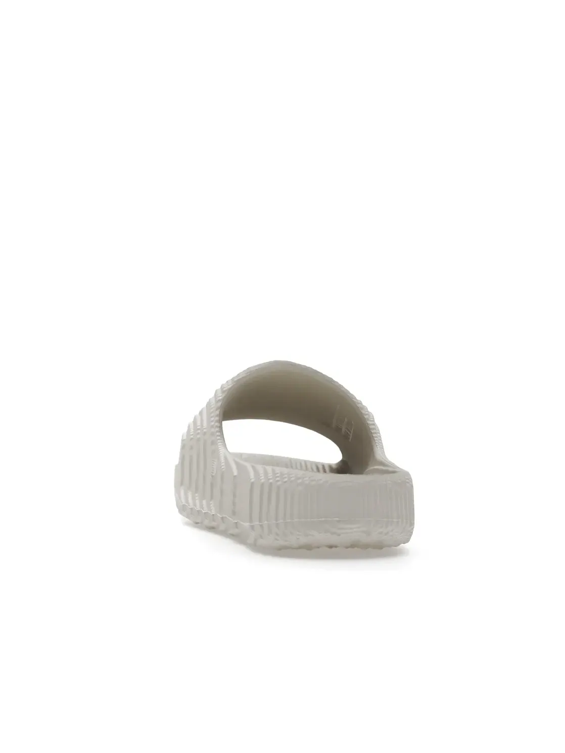 Шлепанцы с рифленой подошвой Adidas Adilette 22 Slides — изображение 4 из 4, алюминиевый