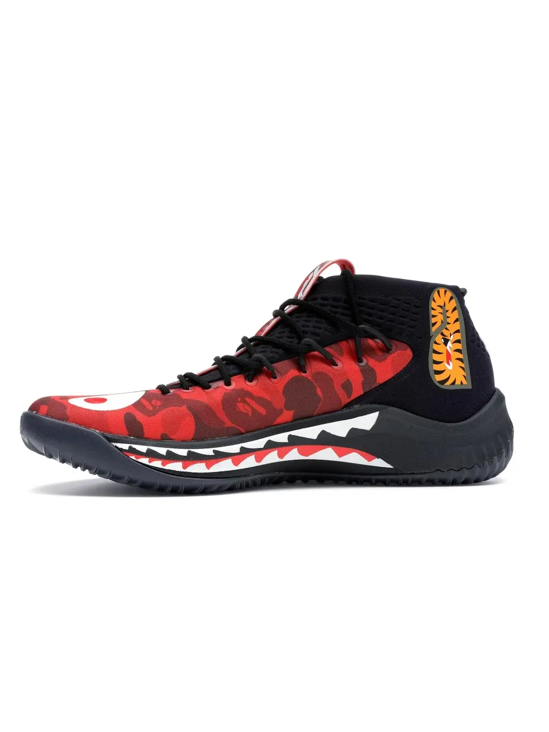 Мужские баскетбольные кроссовки с принтом Adidas Dame 4 A Bathing Ape Adidas — изображение 3 из 4, черный/красный/белый