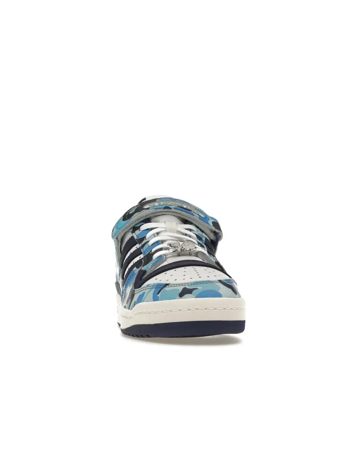 Мужские кроссовки Lifestyle с камуфляжным принтом Adidas Forum 84 Low — изображение 2 из 4